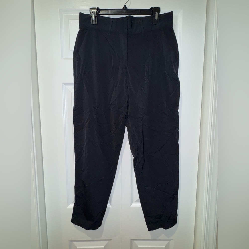 Women’s Nike Dri Fit pants. Size Large. VGUC.